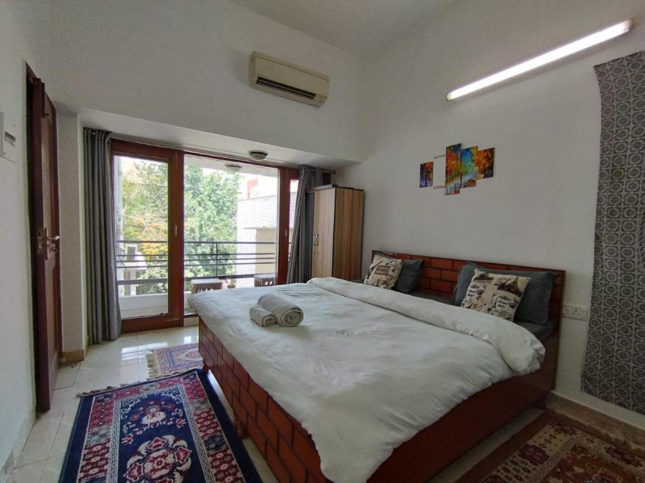 A Sleepy Fox Hostel Nuova Delhi Esterno foto